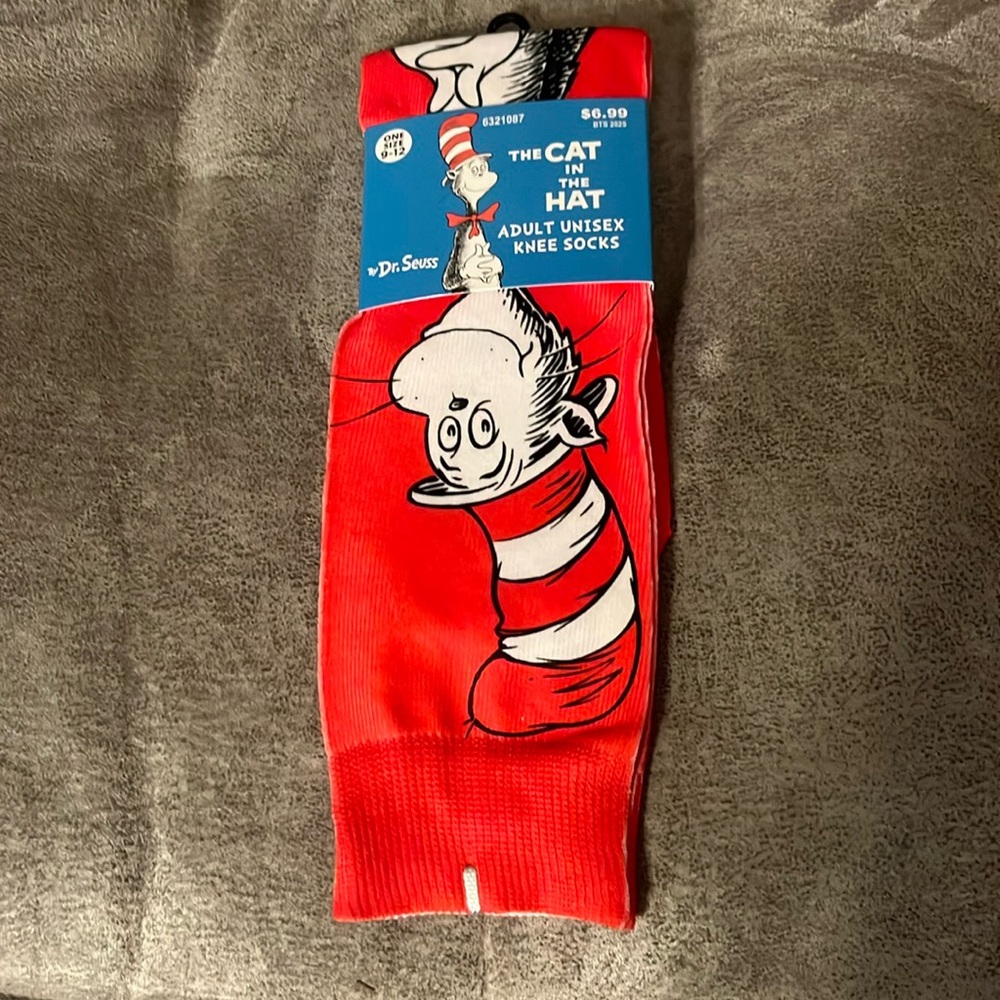 The Cat in the Hat Adult Unisex Knee Socks